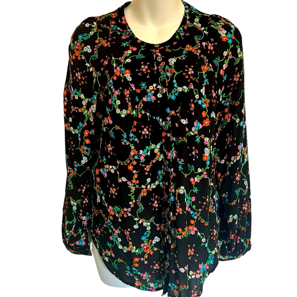 Maeve by Anthropologie Size S Top long Sleeved Button-Front